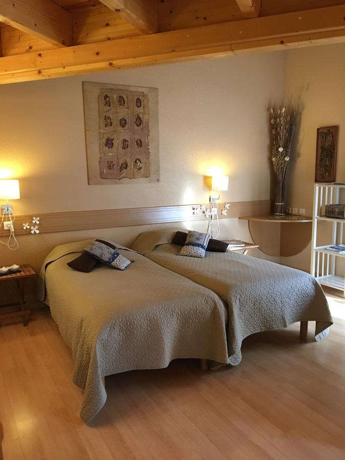La Villa Des Pins Verrieres  Экстерьер фото